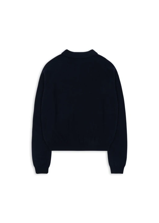 Konges Sløjd Basi Mom Polo Midnight Navy – tył damskiego swetra z wełny