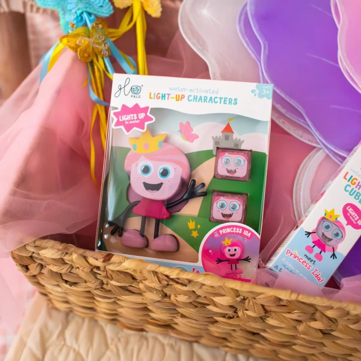 Glo Pals Princess Ida zestaw do zabawy w wodzie z 2 świecącymi kostkami