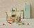 Maileg Fridge Miniature Mint – miętowa lodówka do domku w scenie zabawy