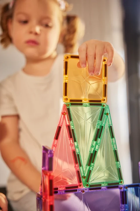 Cleverclixx Petite Pack Pastel 36 elementów – wieża z trójkątów i sześciokąta